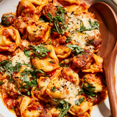 Crockpot Tortellini Recipe with Sausage