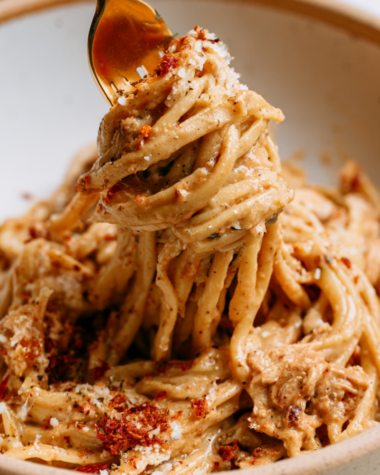 Crockpot Chicken Alfredo Recipe (Easy Cajun Twist)