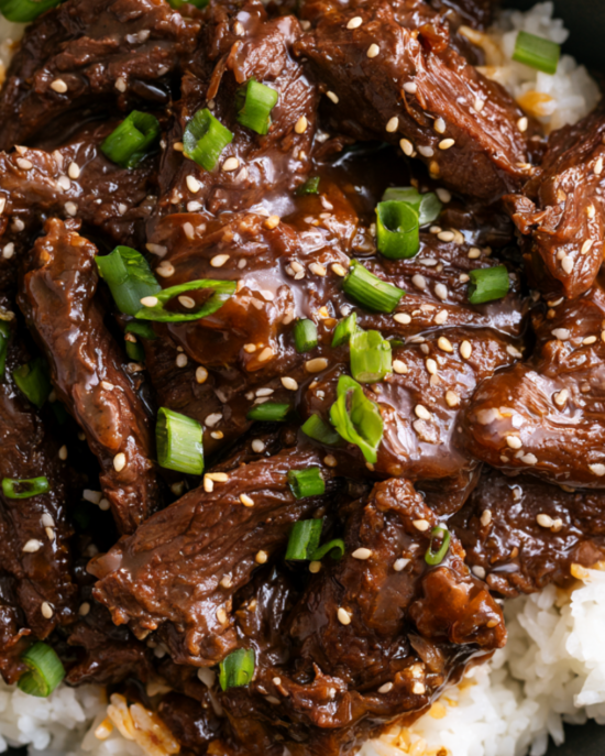 Korean beef crockpot-served